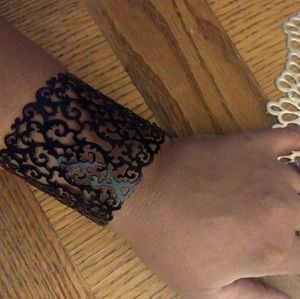 New black scroll cuff